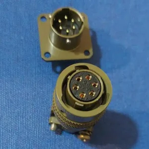 کانکتور نظامی 6 پین کره‌ای؛ KD3116F 10-6S و KD3112E 10-6P (تصویر 1)