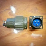 کانکتور نظامی 3 پین سری Y2M؛ Y2M-3TK و Y2M-3ZJ (تصویر 1)